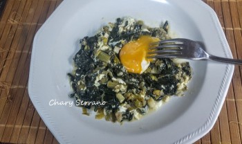 ACELGAS, CEBOLLITA FRESCA Y HUEVO